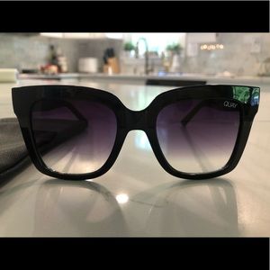 QUAY AUSTRALIA ICY BRAND NEW